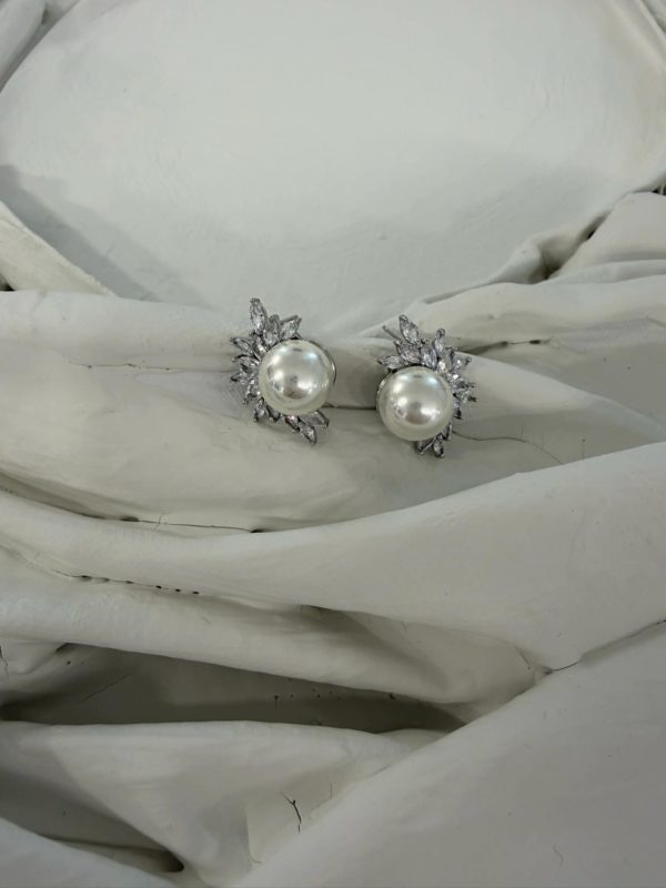 Pearl Crystal Earrings